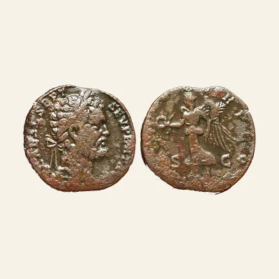 Avers, du sestertius, pour Septimius Severus, 193-211. AE Sestertius (28 mm, 20.2 g,), Rome, 193., atelier de Rome, 193-211...