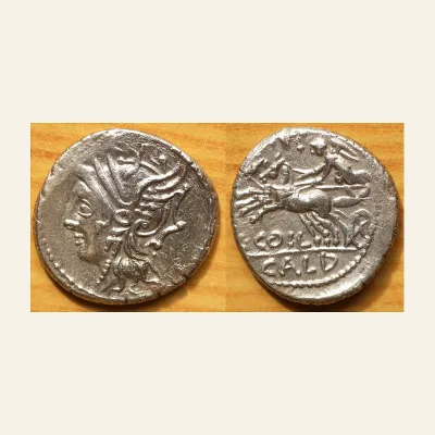 C. Coelius Caldus. Denarius 104, AR 18 mm, 3.90 g.