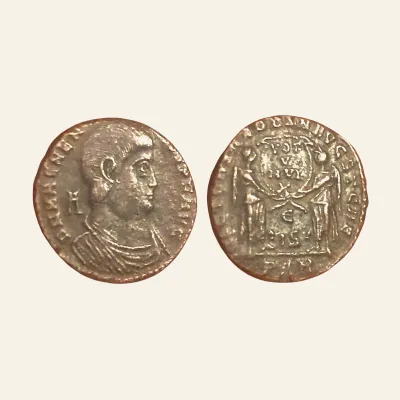 Magnentius. 350-353 AD. AE 2, 4.7g. . Arles, 351-2 AD. RARE