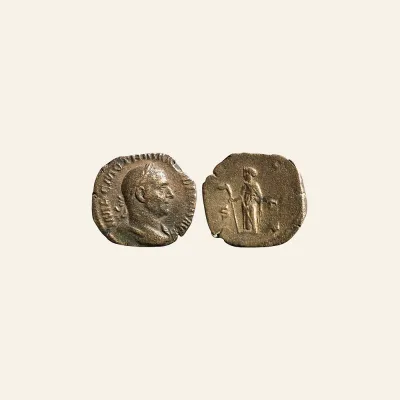 Reverse, of the sestertius, for Trajan Decius (249-251 AD). AE Sestertius (28 mm, 13.1 g), Roma., 251 AD