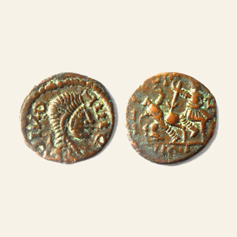 Contemporary imitation of a Fel Temp falling horseman coin. AE 13mm ; 1.47 g.