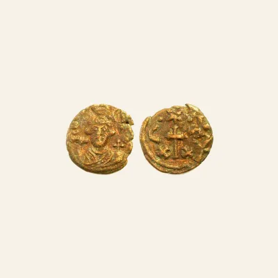 Constans II. 641-668. Æ Half follis (20mm, 3.6 g,). Carthage mint. Struck AD 647-659.