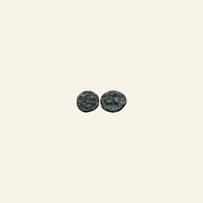 Constans II. 641-668. Æ Half follis (20mm, 3.6 g,). Carthage mint. Struck AD 647-659.