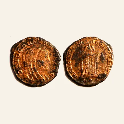 DIVUS CONSTANTIUS I. Died 306 AD. Æ follis (4.93 gm). Aquileia mint.