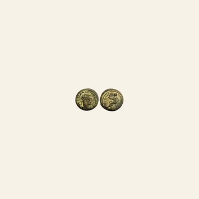 Claudius II, posthumous issue. AE15. MEMORIAE AETERNAE 317-318 AD. VERY RARE