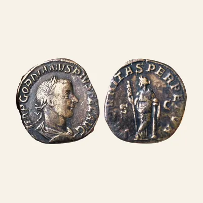 Avers, du sestertius, pour Gordian III, (A.D. 238-244), AE sestertius, Rome mint, issued A.D. 242-4 (18.86 g), atelier de...