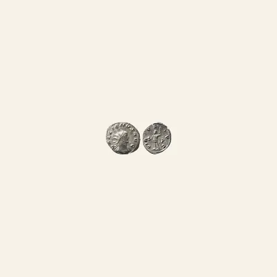 Reverse, of the antoninianus, for Gallienus. AD 253-268. Antoninianus (20mm, 3.57 g,). VICTORIA AVG, mint of Rome, 253-268