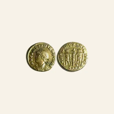 Reverse, of the follis, for CONSTANS AE follis. 346-349 AD. GLORIA EXERCITVS. RIC 202 RARE R4, 349 AD
