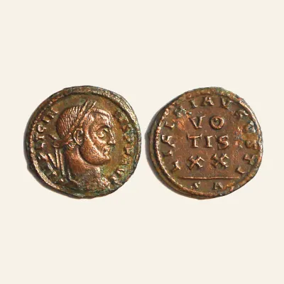 Avers, pour Licinius (308-324 AD). AE Nummus, Arles (Arelate), 320/321 AD. RARE, 324 AD, RIC RIC VII