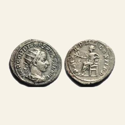 Avers, du antoninianus, pour Gordian III. A.D. 238-244. AR antoninianus. 5.7 gm. 24 mm. Rome mint. Struck A.D. 241., atelier...