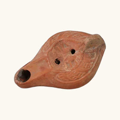 Christian terracotta oil lamp – Bussière Type E VIII 7, 4th century AD - vue 3