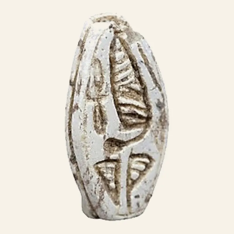 Avers, du Cauroid, pour Cauroid en stéatite à uraeus et motifs floraux – Égypte ancienne, Nouvel Empire (1550–1100 av....