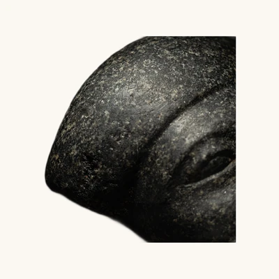 Egyptian Funerary Mask in Granodiorite – Late Period – with Certificate of Authenticity - vue 5