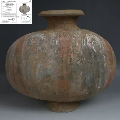 Avers, pour Chinese — Funerary cocoon-shaped Jar — Han Dynasty, 206 av. J.-C. - 220 ap. J.-C., Han Dynasty, 206 av. J.-C....