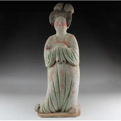 Avers, pour Chinese, Tang Dynasty — Statuette of a Fat Lady — 618 - 907 ap. J.-C., 618 - 907 ap. J.-C.