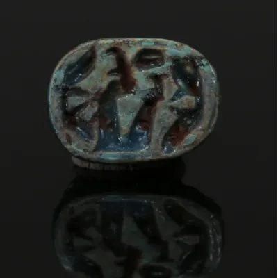 Avers, pour Égyptien — Scaraboïde, reign of Amenhotep III — Amarna period, 1391 - 1353 av. J.-C., Amarna period, 1391 - 1353...