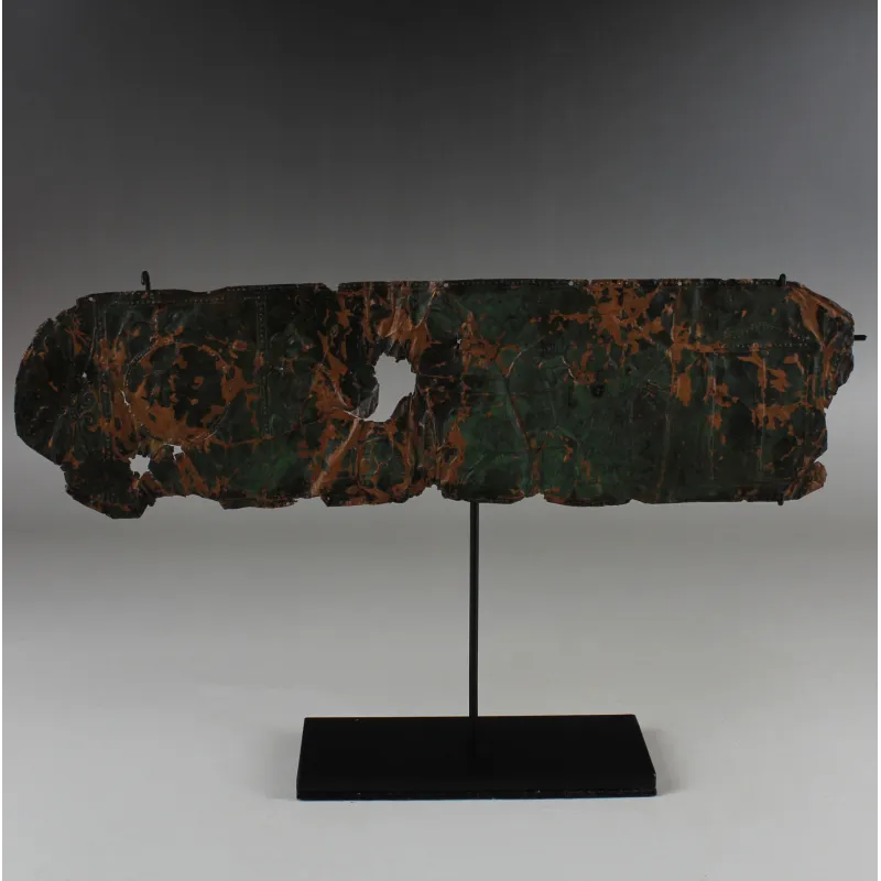 Avers, pour Étrusque — Sheet decoration, possibly a belt fitting, with repoussé technic. Depicts a procession of warriors...