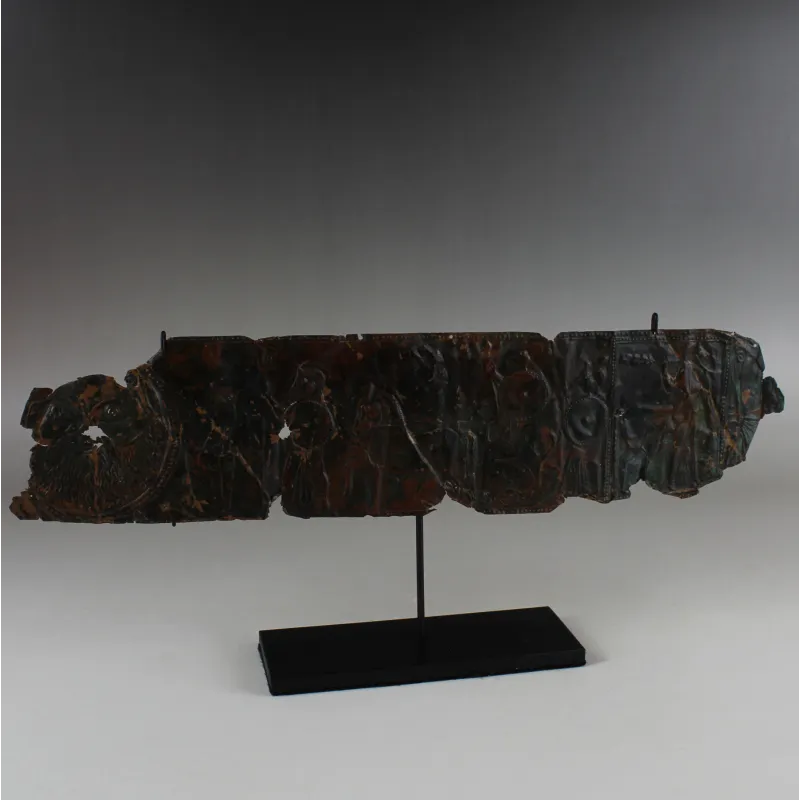 Avers, pour Étrusque — Sheet decoration, possibly a belt fitting, with repoussé technic. Depicts a procession of warriors...