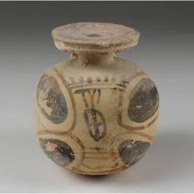Avers, pour Greek, Etrusco - Corinthian — Aryballos with quatrefoil motif — 6e siècle av. J.-C., 6e siècle av. J.-C.