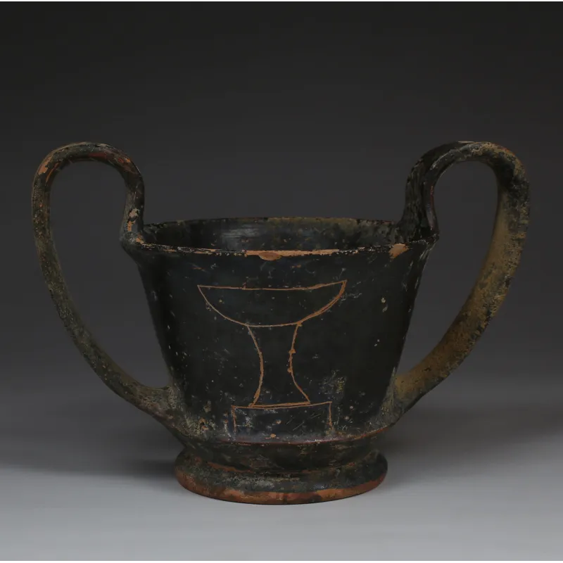 Obverse, for Greek, Boeotian — Kantharos (karchesion) with graffiti, perirrhanterion and karchesion, underneath a curved...