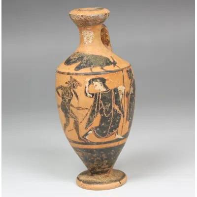 Avers, pour Grec — Lekythos, Cock Group, depicting mincing satyr and maenad between two draped youths — 510 - 500 av. J.-C....