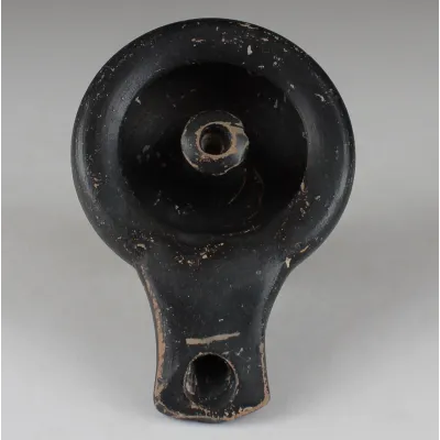 Avers, pour Grec — Lampe à huile — 4e siècle av. J.-C., 4e siècle av. J.-C.