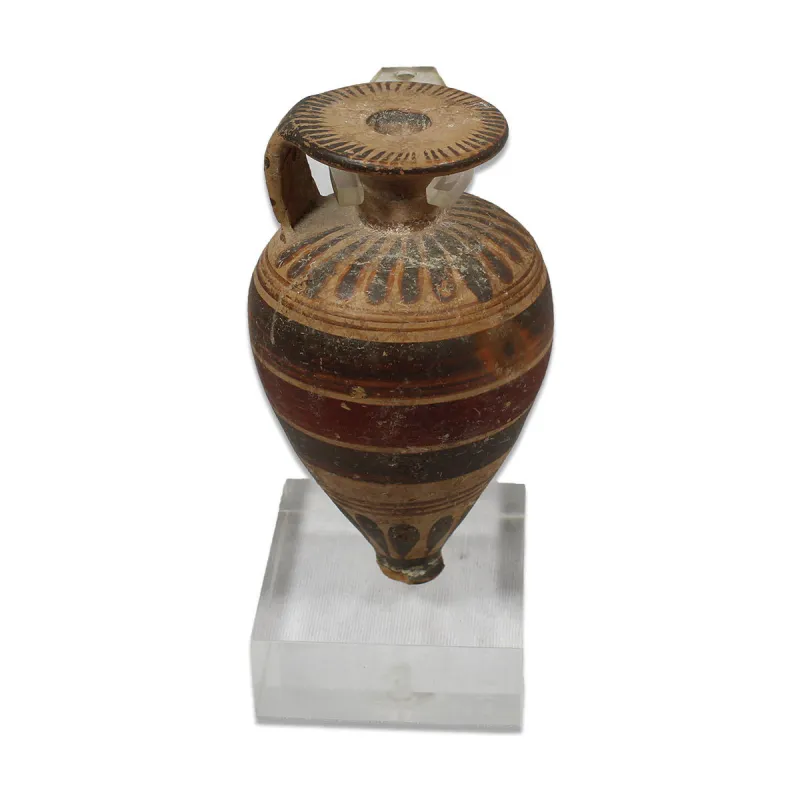 Avers, pour Greek, Etrusco - Corinthian — Piriform aryballos with strip decoration — 6e siècle av. J.-C., 6e siècle av. J.-C.