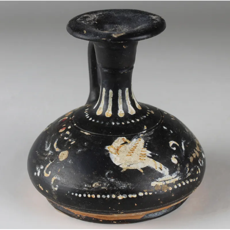 Avers, pour Greek, Gnathia — Squat lekythos with a bird — 4e siècle av. J.-C., 4e siècle av. J.-C.