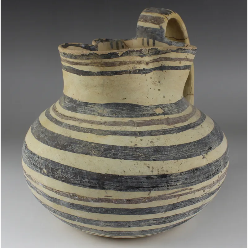 Avers, pour Greek, Daunian — Trefoil oinochoe — 6e - 5e siècle av. J.-C., 6e - 5e siècle av. J.-C.