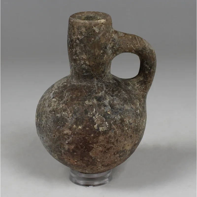 Avers, pour Iron Age — Black juglet — 700 - 586 av. J.-C., 700 - 586 av. J.-C.