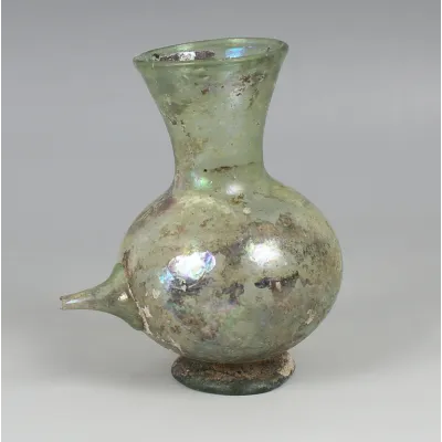 Avers, pour Romain — Bottle with spout — 3e - 4e siècle ap. J.-C., 3e - 4e siècle ap. J.-C.