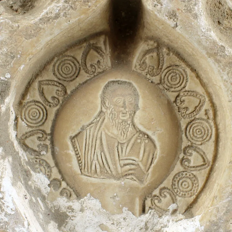 Avers, pour Roman, North African — Lampe à huile mold — 4e - 5e siècle ap. J.-C., 4e - 5e siècle ap. J.-C.