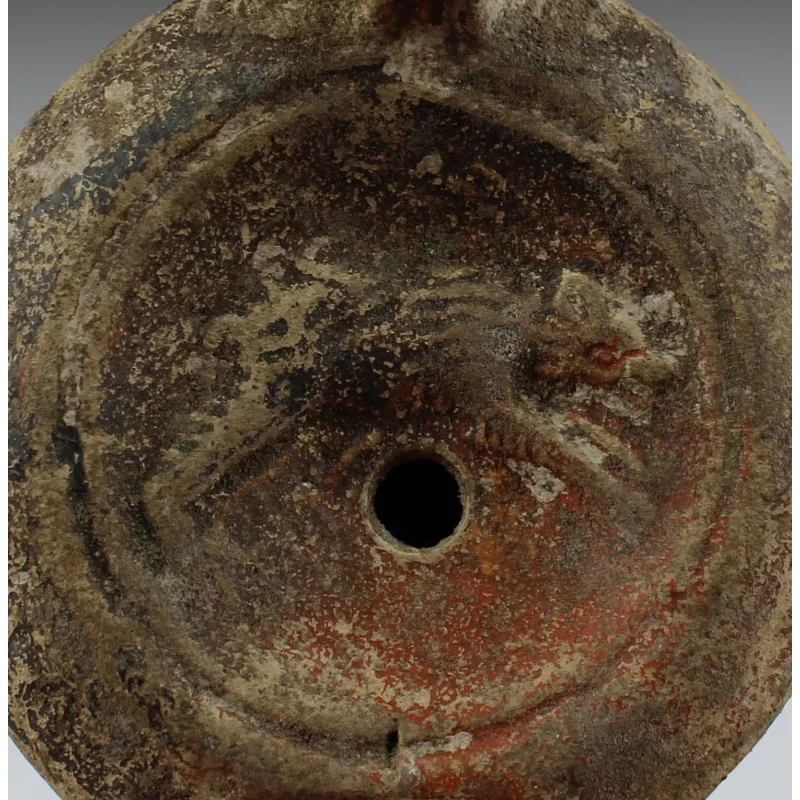 Avers, pour Romain — Lampe à huile with bear, Type Bussière D IX — 1e - 2e siècle ap. J.-C., 1e - 2e siècle ap. J.-C.