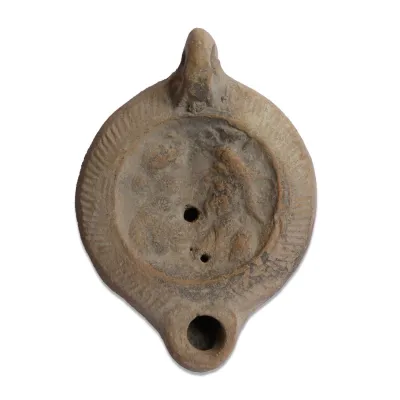 Avers, pour Romain — Lampe à huile with Serapis and Isis, Type Bussière D X 2 — 2e - 3e siècle ap. J.-C., 2e - 3e siècle ap....