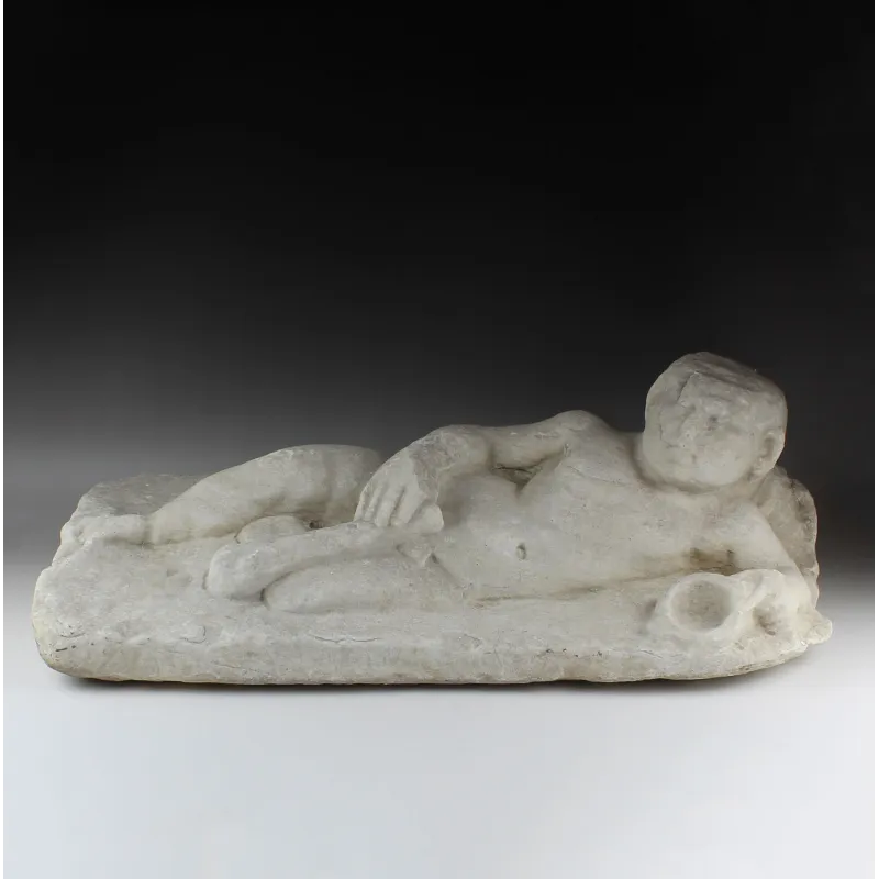 Avers, pour Romain — Sarcophagus lid with Hercules as a boy holding Vase and club — 2e siècle ap. J.-C., 2e siècle ap. J.-C.