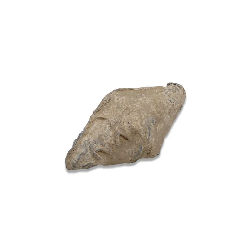 Avers, pour Romain — Slingshot with inscription 'CN MAG / IMP', Gnaeus Pompeius. — 45 av. J.-C., 45 av. J.-C.