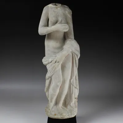 Avers, pour Roman, Egypt — Statuette of Aphrodite / Venus — 2e siècle ap. J.-C., 2e siècle ap. J.-C.