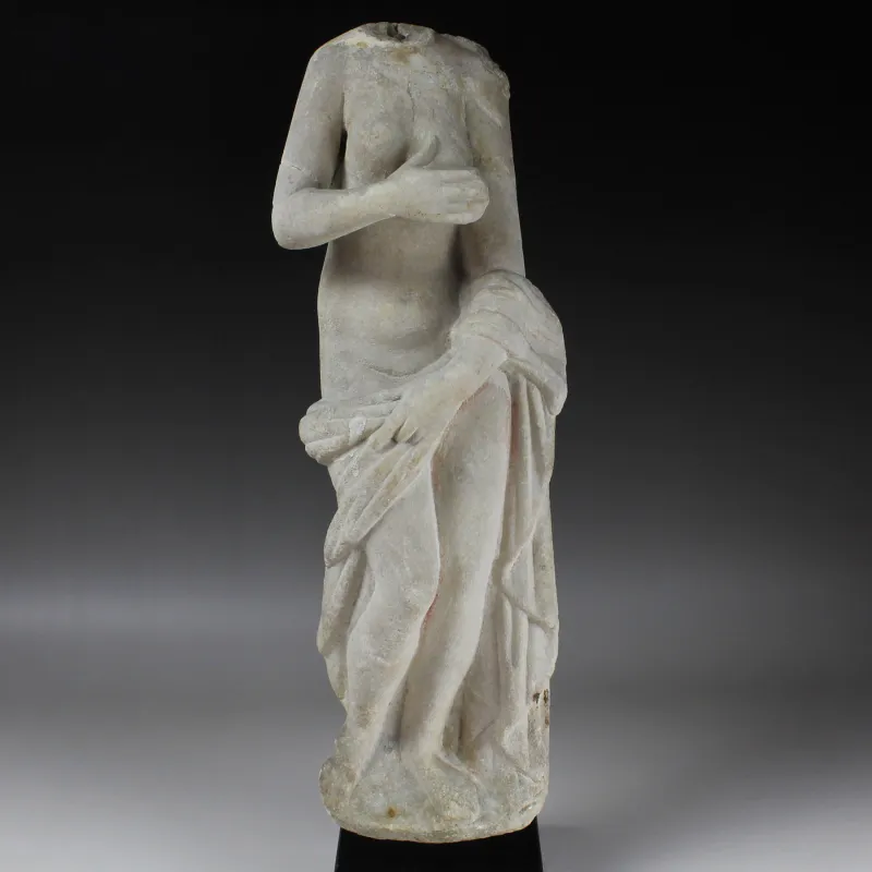 Avers, pour Roman, Egypt — Statuette of Aphrodite / Venus — 2e siècle ap. J.-C., 2e siècle ap. J.-C.