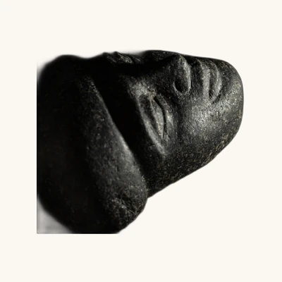 Egyptian Funerary Mask in Granodiorite – Late Period – with Certificate of Authenticity - vue 21