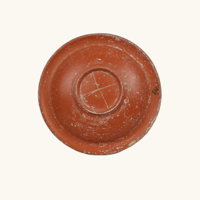 Bol romain décoré en Terra Sigillata – Large marli orné, IIe–IIIe siècle apr. J.-C. - vue 4
