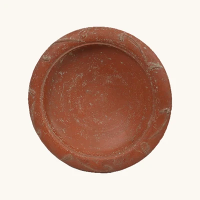 Decorated Roman Terra Sigillata bowl – Wide ornamented rim, 2nd–3rd century AD - vue 1