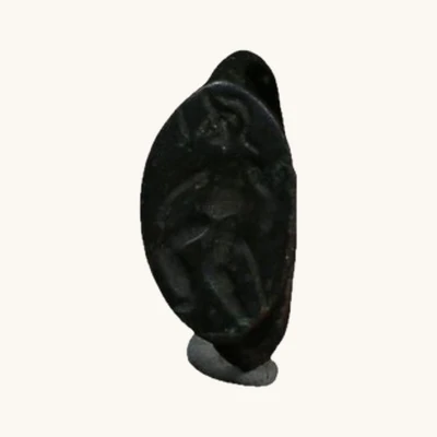Bague en bronze représentant un guerrier avec lance – Grèce antique, 4ᵉ–2ᵉ siècle av. J.-C. - vue 1