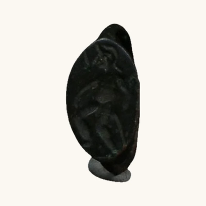 Bague en bronze représentant un guerrier avec lance – Grèce antique, 4ᵉ–2ᵉ siècle av. J.-C. - vue 1